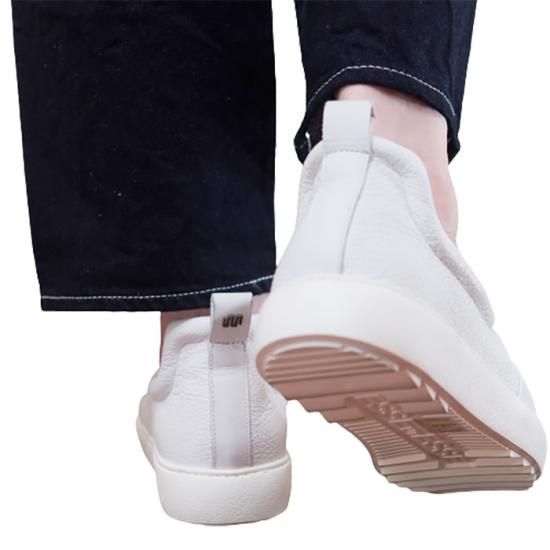 【SANTONI】シルバー ラミネートレザー スリッポン スニーカー SANTONI】シルバー ラミネートレザー スリッポン スニーカー