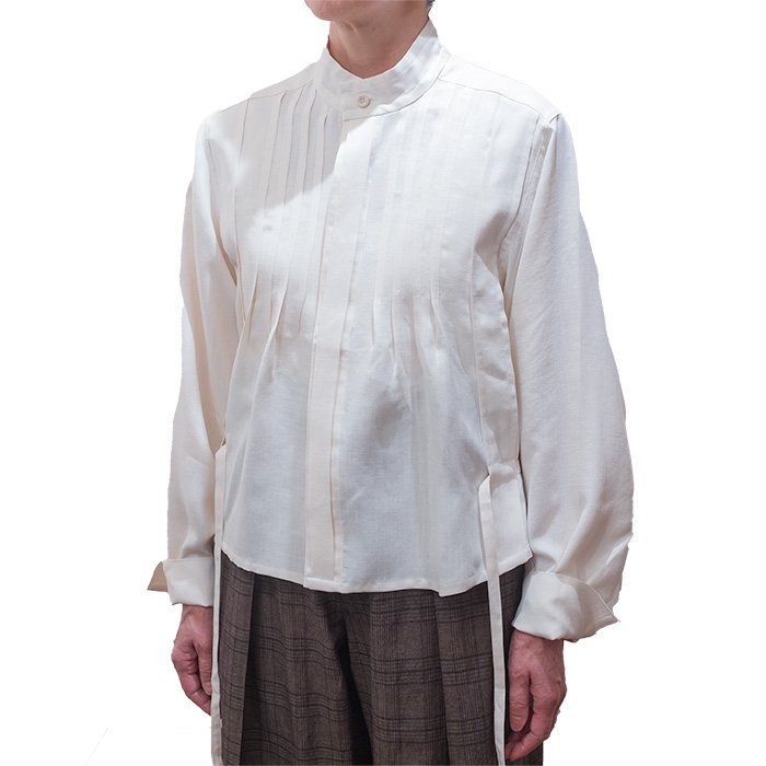 ippei takei [イッペイタケイ] tuck blouse ＃off white  
