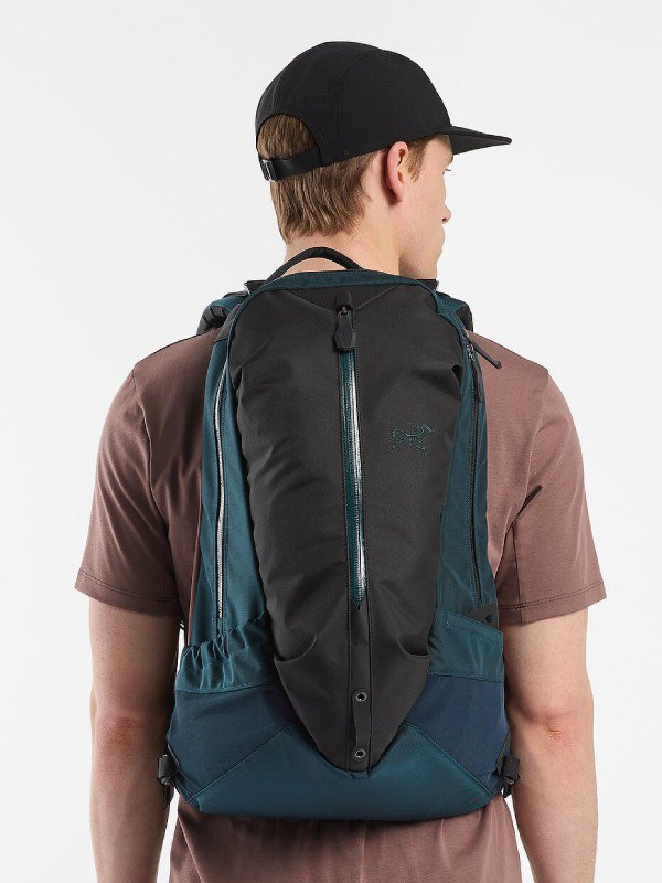 Arro 22 Backpack #Labyrinth [24016][L08437800] _ バッグ・バック小物