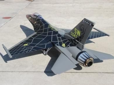 A CREW F-16C ラジコン （ラジコンメタル飛行機モデル,1/100