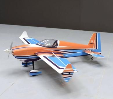 お引き取り希望！ラジコン飛行機パーツ　60インチ　レーザー 260 主翼のみ お引き取り希望！ラジコン飛行機パーツ 60インチ レーザー 260