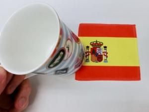世界の国旗 コースター スペイン国旗柄 素早い吸水 速乾のマイクロファイバー生地 ミニメガネ拭き スマホ タブレット レンズクリーナークロス トスパ世界の国旗販売ショップ 世界の国旗 コースター スペイン国旗柄 素早い吸水 速乾のマイクロファイバー生地 ミニメガネ拭き スマホ タブレット レンズクリーナークロス トスパ世界の国旗販売ショップ