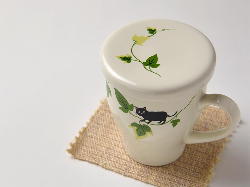 shinzi katoh シンジカトウ　黒猫のイラストがお洒落でかわいい　陶器のハーブマグカップ