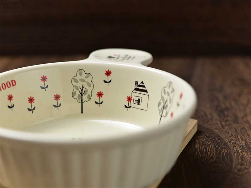 shinzikatoh シンジカトウデザイン 赤ずきんちゃんのデザインが可愛い美濃焼グラタン皿
