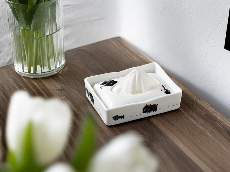 カトウシンジ陶器製ティッシュボックス 花と動物柄 カトウシンジ陶器製ティッシュボックス 花と動物柄 シンジカトウ