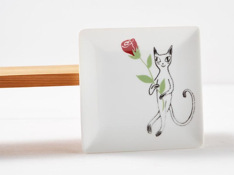 ƫξ줿֤ХǭΥ饹ȡêξ֤ƤꡢǻƤΥǤʥǥħ