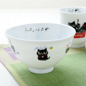 シンジカトウ　NEKOCO シリーズ　黒猫のイラストが可愛くて憎めない　陶器のお茶碗　茶碗L  NE-B　