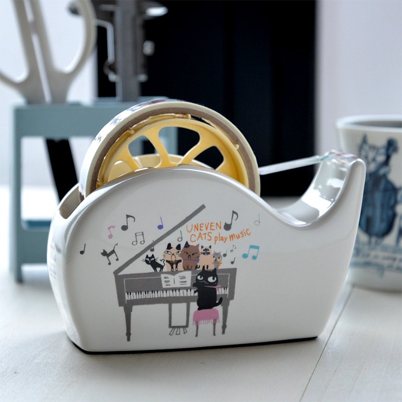 Shinzikatoh シンジカトウデザイン ピアノを演奏猫ちゃんが可愛い 陶器