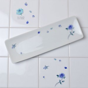 Shinzi Katoh シンジカトウ　花言葉「夢かなう」ブルーのローズ柄がお洒落な陶器の長皿<br>ブルーローズシリーズ　ROSEアルファプレート　美濃焼　日本製　