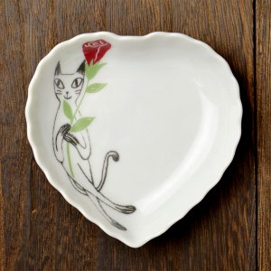 可愛い食器 ShinziKatoh カトウシンジ 黒猫のイラスト 陶器の小皿　ハートトレー  PT-B