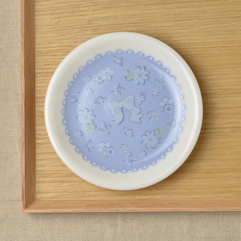 可愛い食器 シンジカトウ アンティークレースのイラストがお洒落な小皿