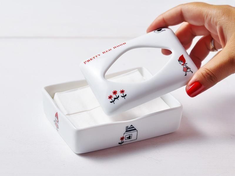 デコパージュꔛ‬ꕤインテリア雑貨♡BOXティッシュケース♡鈴蘭ガーデン♡リメイク デコパージュꔛꕤインテリア雑貨♡BOXティッシュケース♡鈴蘭ガーデン