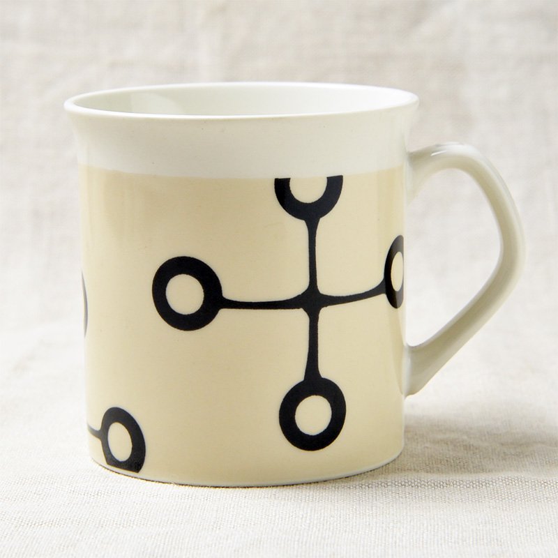 シンジカトウ お洒落カッコいい北欧風なデザインの陶器のマグカップ