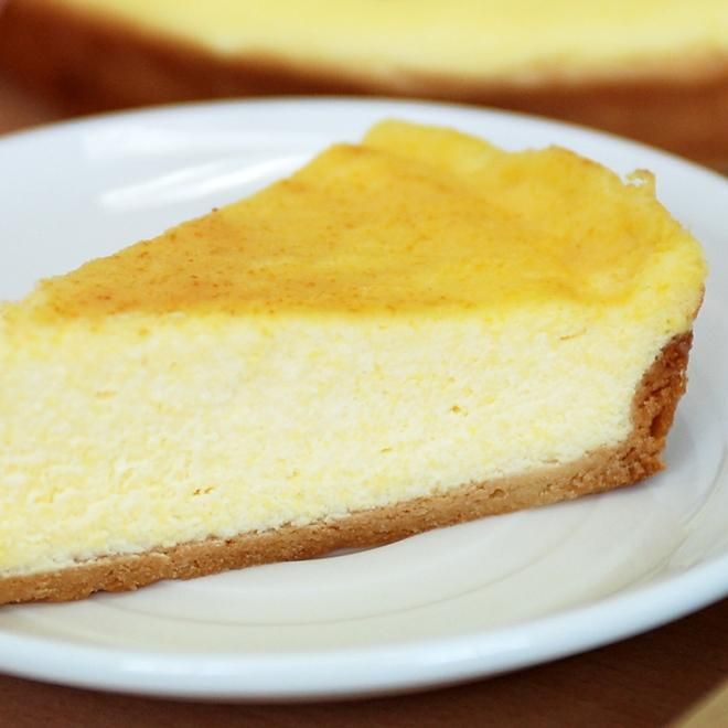 ハードチーズケーキ ホール 6号サイズ 直径18cm 冷蔵（宅配専用）
