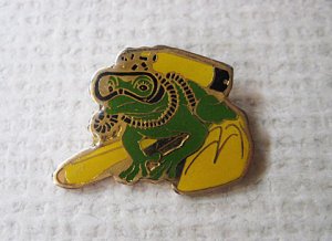 Vintage Frog Pin Brooch 