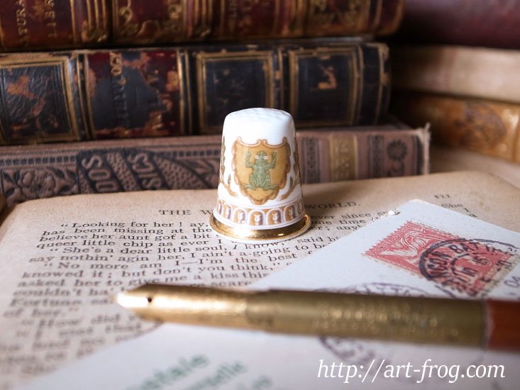 Vintage Wedgewood Thimble from Museum Collection 