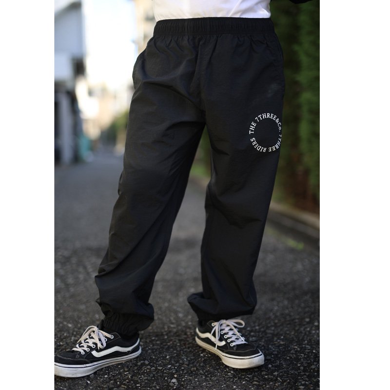 7THREE NYLON SPORT PANTS 24SS - 73R 公式オンラインストア | サーフ・スケーターカジュアルブランド「73R」の通販