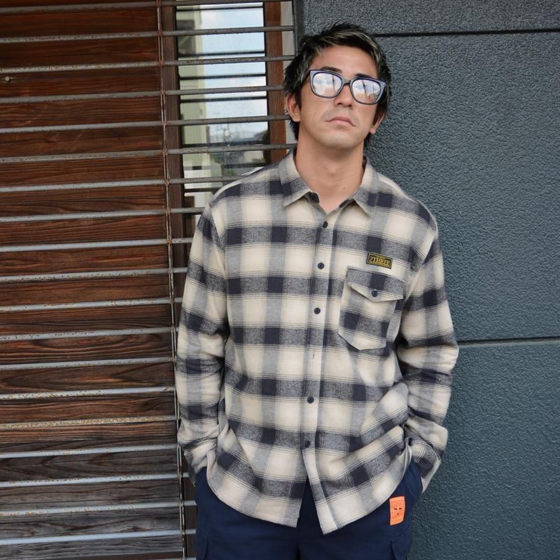 ともとら！ 楽天市場】【郵便で送料無料】◇金銭トラ虎根付◇NO-14 風水の虎