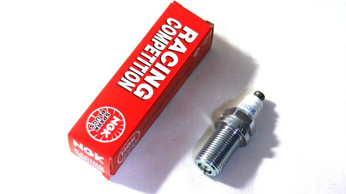 00-2788/NGK R7282A-10 3920 一体形 レーシングプラグ