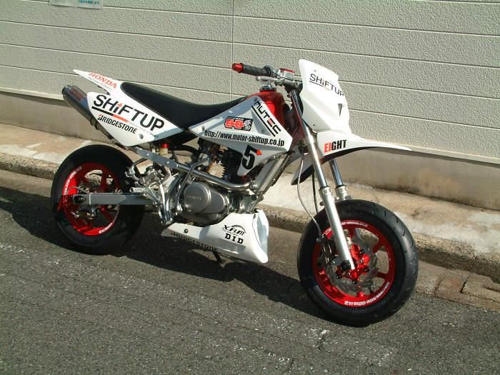 XR50 XR100モタード ワンオフチタンマフラー