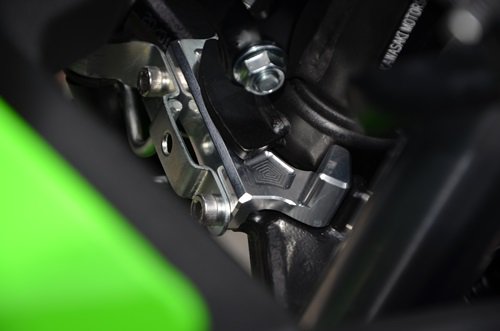 AGRAS（アグラス）　　Ninja250SL　ハンドルストッパー - ミニバイクレースパーツ専門店「switch!」NSR50 NSRmini  NSF100 GROM XR100 APE100 KSR CBR250R