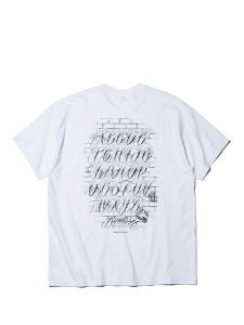 <img class='new_mark_img1' src='https://img.shop-pro.jp/img/new/icons16.gif' style='border:none;display:inline;margin:0px;padding:0px;width:auto;' />20% OFF SALE RADIALL WALL - CREW NECK T-SHIRT S/S (S/S ץ ݥåT) White