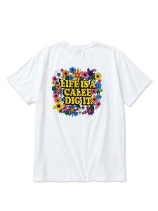 <img class='new_mark_img1' src='https://img.shop-pro.jp/img/new/icons1.gif' style='border:none;display:inline;margin:0px;padding:0px;width:auto;' />【CALEE】 Stretch CALEE dig it t-shirt (ストレッチ S/S Tシャツ) White