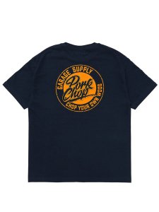 <img class='new_mark_img1' src='https://img.shop-pro.jp/img/new/icons43.gif' style='border:none;display:inline;margin:0px;padding:0px;width:auto;' />【PORKCHOP GARAGE SUPPLY】 STENCIL CS TEE (S/S プリント Tシャツ) Navy