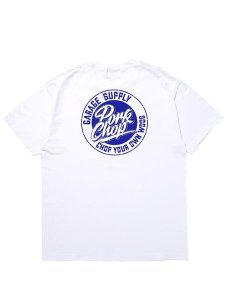 <img class='new_mark_img1' src='https://img.shop-pro.jp/img/new/icons43.gif' style='border:none;display:inline;margin:0px;padding:0px;width:auto;' />【PORKCHOP GARAGE SUPPLY】 STENCIL CS TEE (S/S プリント Tシャツ) White