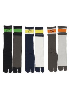 <img class='new_mark_img1' src='https://img.shop-pro.jp/img/new/icons1.gif' style='border:none;display:inline;margin:0px;padding:0px;width:auto;' />【CMF OUTDOOR GARMENT】 CMF SOX 3P (ソックスセット) 