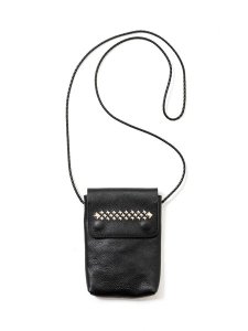 <img class='new_mark_img1' src='https://img.shop-pro.jp/img/new/icons1.gif' style='border:none;display:inline;margin:0px;padding:0px;width:auto;' />【CALEE】 STUDS LEATHER SHOULDER POUCH (レザー ショルダーポーチ) Black