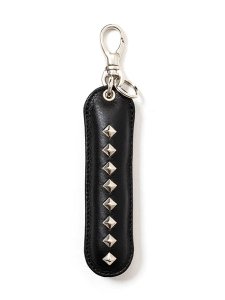 <img class='new_mark_img1' src='https://img.shop-pro.jp/img/new/icons1.gif' style='border:none;display:inline;margin:0px;padding:0px;width:auto;' />【CALEE】 STUDS LEATHER ASSORT KEY RING ＜TYPE II＞ B (スタッズ レザー キーリング) Black