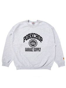 <img class='new_mark_img1' src='https://img.shop-pro.jp/img/new/icons43.gif' style='border:none;display:inline;margin:0px;padding:0px;width:auto;' />【PORKCHOP GARAGE SUPPLY】 2nd COLLEGE SWEAT (クルーネックスウェット) Gray
