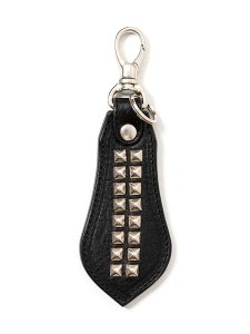 <img class='new_mark_img1' src='https://img.shop-pro.jp/img/new/icons43.gif' style='border:none;display:inline;margin:0px;padding:0px;width:auto;' />【CALEE】 STUDS LEATHER ASSORT KEY RING ＜TYPE III＞ B (スタッズ レザー キーリング) Black