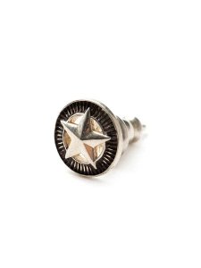 <img class='new_mark_img1' src='https://img.shop-pro.jp/img/new/icons1.gif' style='border:none;display:inline;margin:0px;padding:0px;width:auto;' />【CALEE】 SILVER STAR CONCHO PIERCE (ピアス) Silver