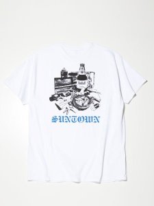 <img class='new_mark_img1' src='https://img.shop-pro.jp/img/new/icons43.gif' style='border:none;display:inline;margin:0px;padding:0px;width:auto;' /> RADIALL  SUNTOWN - CREW NECK T-SHIRT S/S ( S/S ץ T ) White