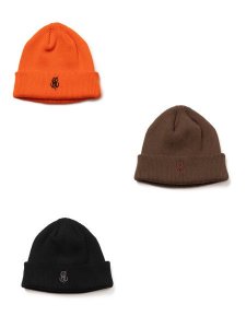 <img class='new_mark_img1' src='https://img.shop-pro.jp/img/new/icons1.gif' style='border:none;display:inline;margin:0px;padding:0px;width:auto;' /> CALEE  CAL NT LOGO KNIT CAP ( ˥åȥå ) 