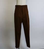 <img class='new_mark_img1' src='https://img.shop-pro.jp/img/new/icons20.gif' style='border:none;display:inline;margin:0px;padding:0px;width:auto;' />ATHA / SATIN TAPERD EASY TROUSERS (RUST) 20% OFF