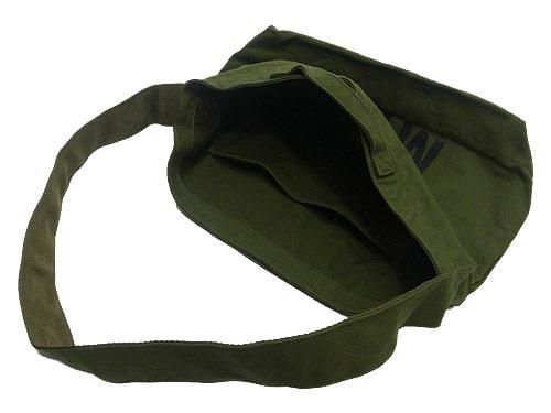 MHL. HEAVY CANVAS SHOULDER BAG 180OLIVE 5956270501