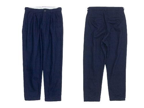 maillot C/W denim tuck tapered pants INDIGO