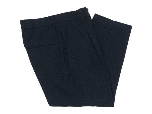 TOUJOURS Tapered Tuck Trousers NAVY 【TM27RP03】
