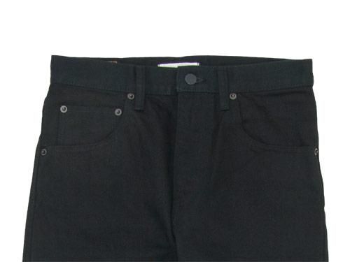HATSKI Regular Tapered Denim BLACK