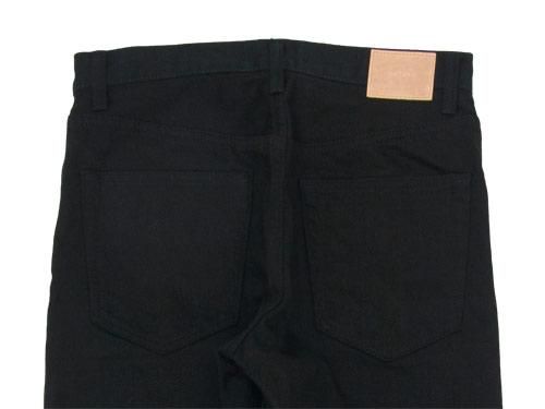 HATSKI Regular Tapered Denim BLACK