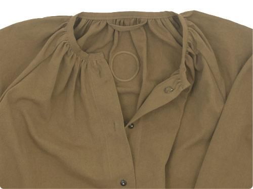Atelier d'antan Rousseauʥ륽 atelier coat KHAKI A232121TS051