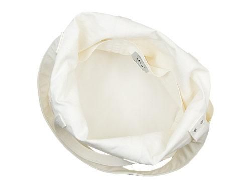 YAECA ġХå L WHITE43962
