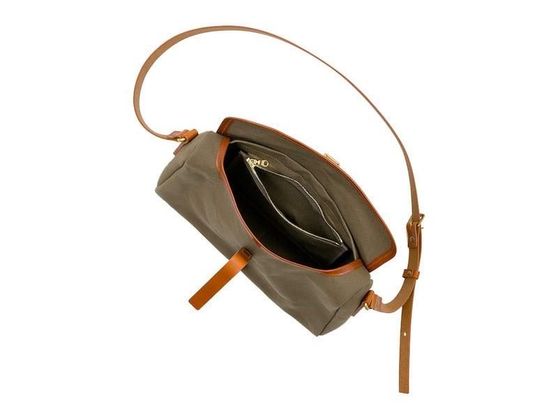 SOUTHERN FiELD INDUSTRiES Satchel OakTan