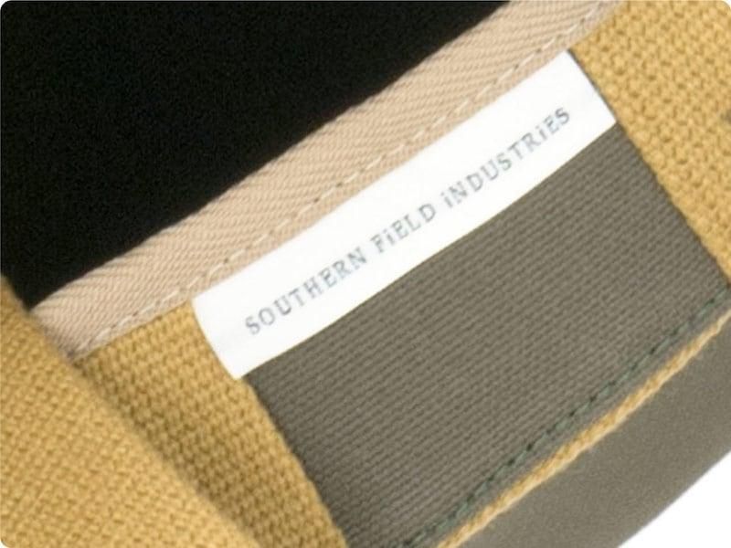 SOUTHERN FiELD INDUSTRiES Day Bag Army Green