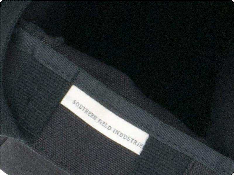 SOUTHERN FiELD INDUSTRiES Day Bag Black