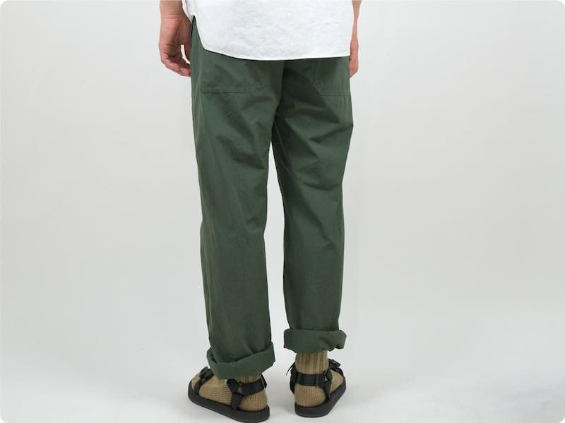 MHL. FINE COMPACT COTTON POPLIN TROUSERS 143GREEN̥󥺡
