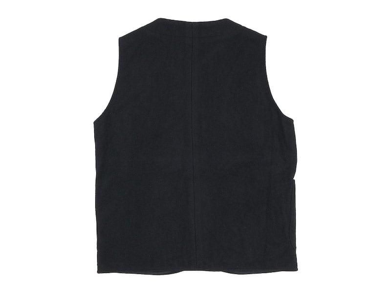 nisica ٥  BLACK